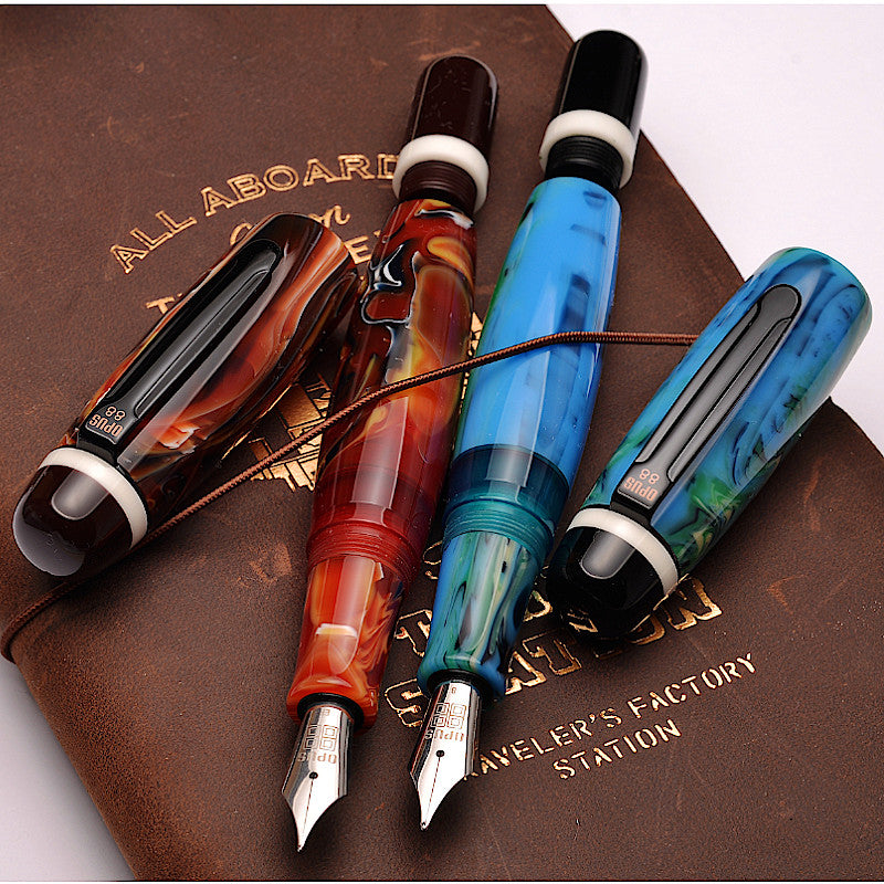 Opus 88 Bela Red