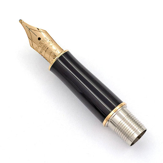 Parker Sonnet 15 Black GT Vorderteil SE 18K Goldfeder