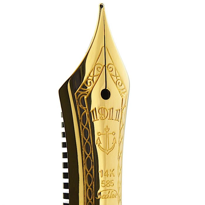 Sailor 1911 Maki-e Fuji 14k Limited Edition, M Tip   LAST UNIT!